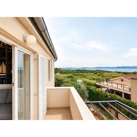 Apartament Lovely In *